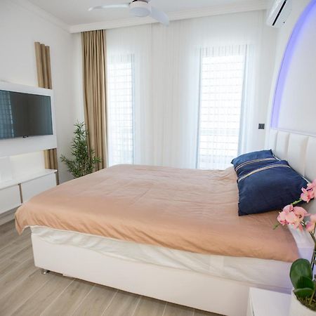 Casa Al Mare Premium Residences Rafailovici Room photo